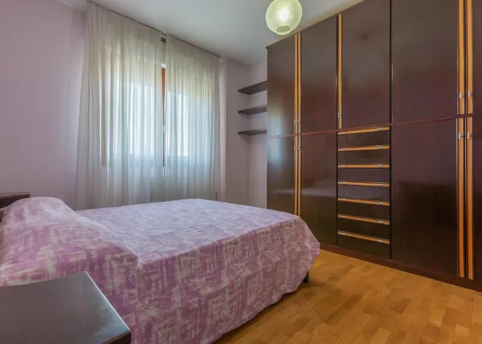 Parco Del Velodromo Comfortable شقة بولونيا