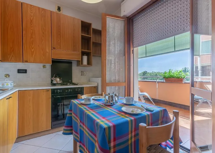 Lägenhet Parco Del Velodromo Comfortable